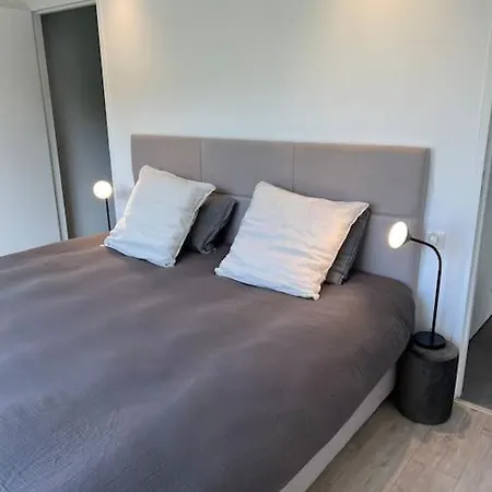 Grange Luxe Renovee Plein Centre Arsac